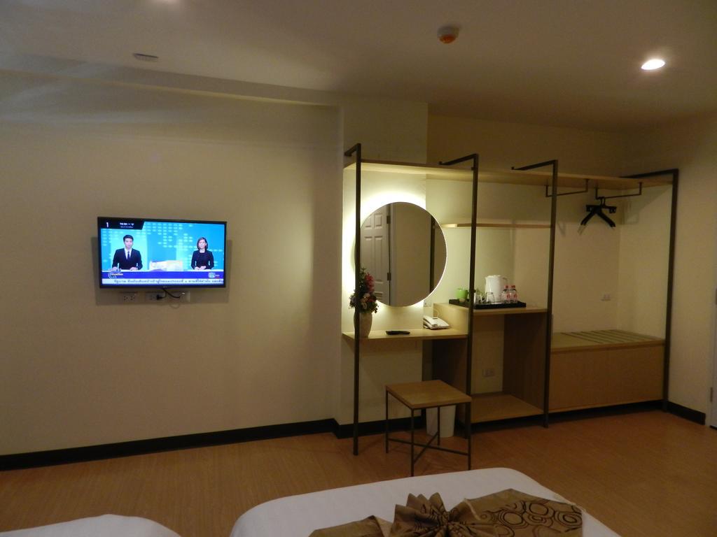 Klean Residence Hotel Bangkok Esterno foto